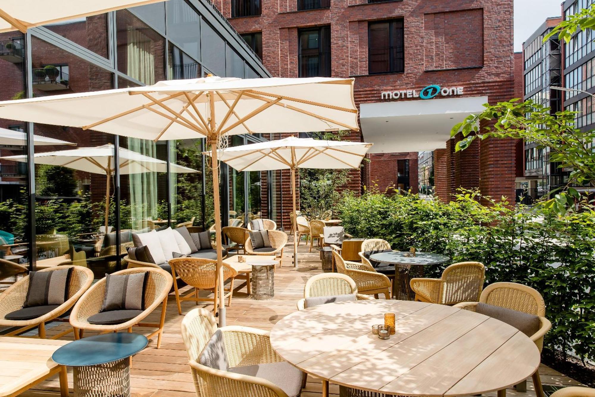 Motel One Hamburg-Fleetinsel Hamburgo Exterior foto